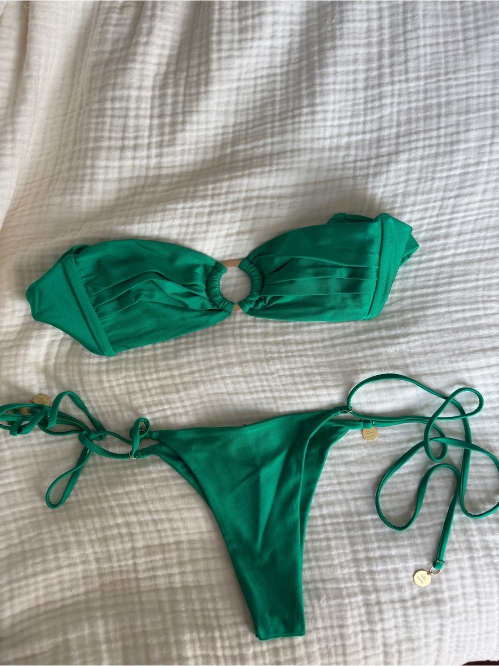 Kulani Kinis Bikini - Picture 2 of 7
